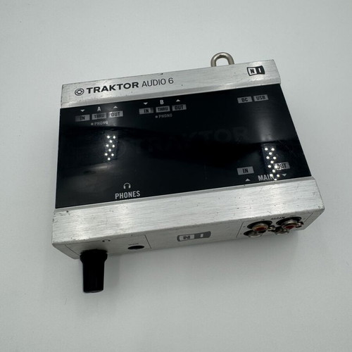 Native Instruments Traktor Audio 6 DJ audio interface, untested
