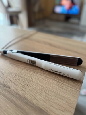 Rowenta SF7510 F0 hair straightener like new