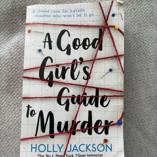 A Good Girl’s Guide to Murder book used, English