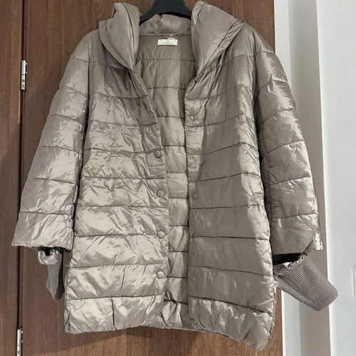 Motivi jacket L like new, detachable sleeve bottom, polyester lining