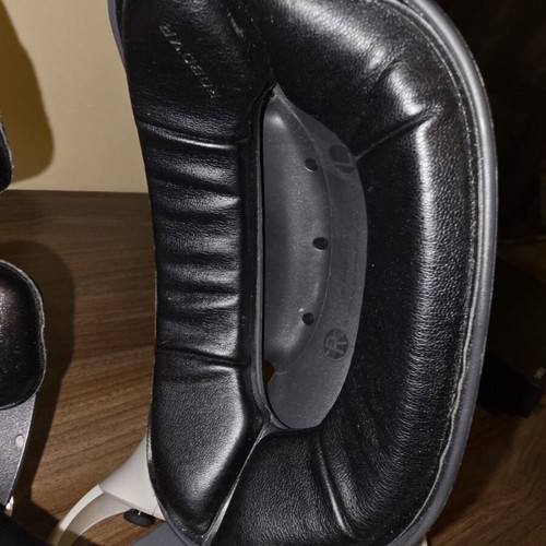 Meta Oculus Quest 2 128GB VR headset with BOBOVR M2 Pro strap and twin battery dock