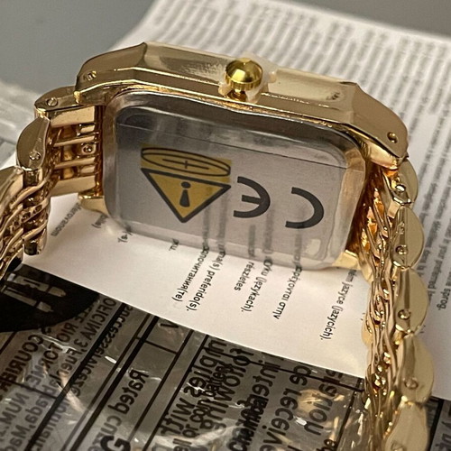 Luxury women's watch gold color new