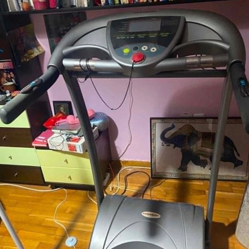 Power treadmill used with LCD console and emergency stop button