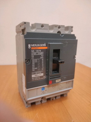 Αυτόματος διακόπτης ισχύος Merlin Gerin NS 100N καινούργιος