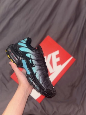 Nike TN μαύρο-τιρκουάζ νούμερο 43 σαν καινούριο