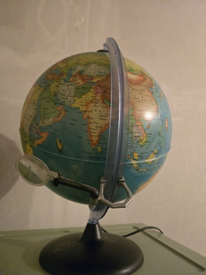 Υδρόγειος σφαίρα σαν καινούργιο με εσωτερικό φωτισμό