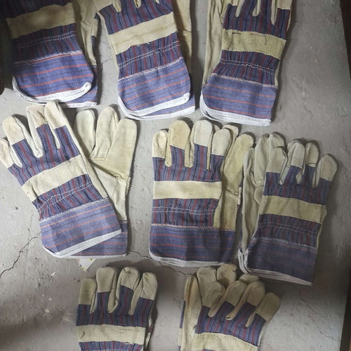 Work gloves pack of 8 pieces