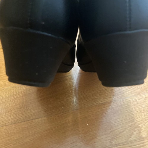 Piccadilly shoes size 38 like new, comfortable platform pumps black