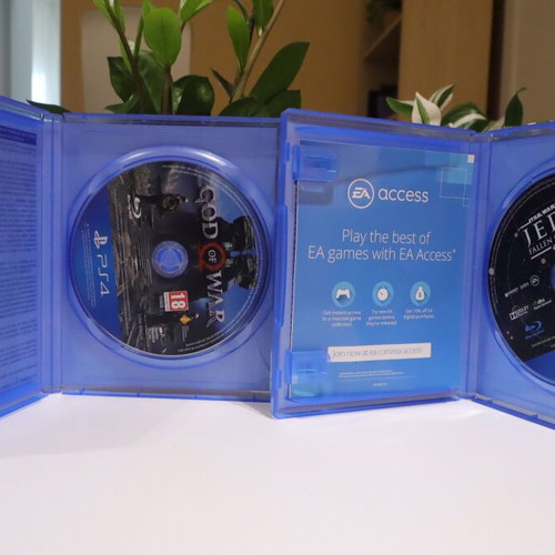 God of War and Star Wars Jedi Fallen Order PS4 games