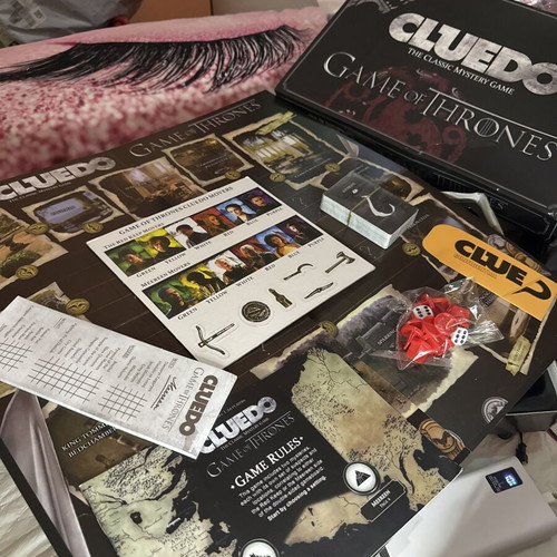 Cluedo Game of Thrones Complete Mystery Board Game like new