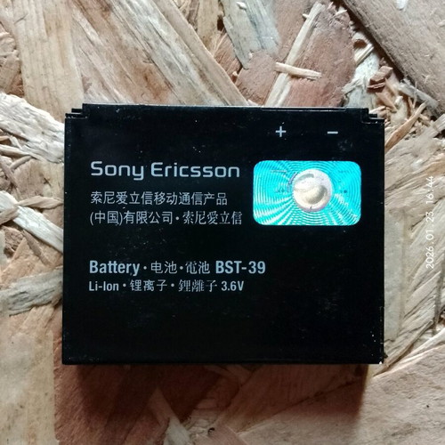 Sony Ericsson BST-39 battery used