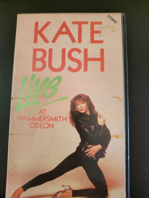 Kate Bush Live at Hammersmith Odeon VHS like new, rock