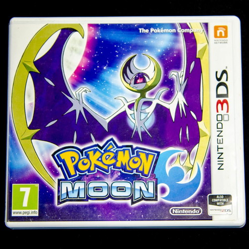 Pokemon Moon Nintendo 3DS game like new