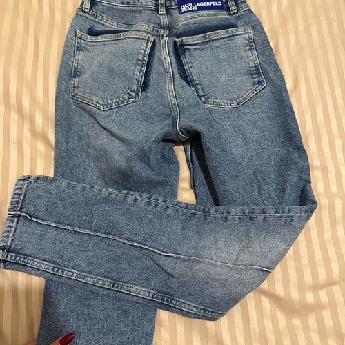 Karl Lagerfeld jeans size 24 like new, blue with unique design