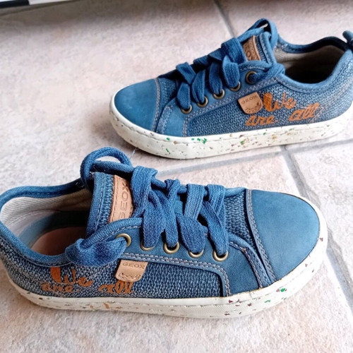 Geox kids shoes size 29 like new, blue