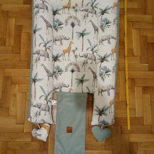 Baby nest for newborns up to 9-10 months