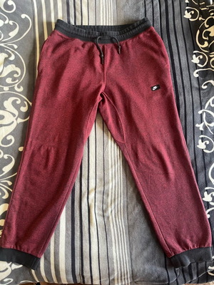 Nike tracksuit XL like new, brick red color