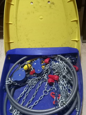 Car snow chains