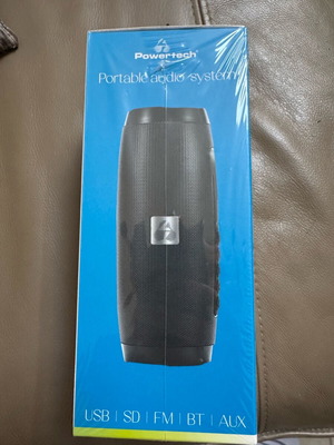 Powertech Soul PT-1034 portable speaker 10W new with Bluetooth and radio