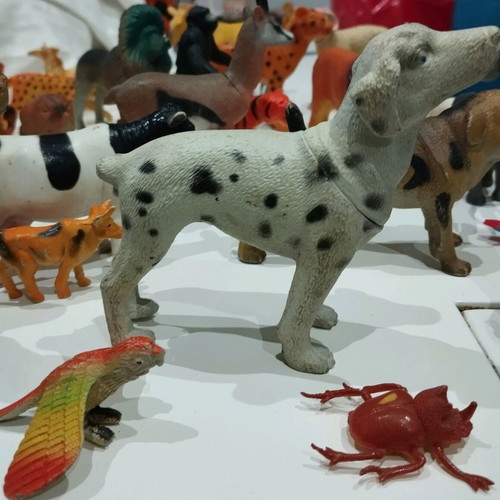 Animal figures like new, pack of 47 pieces