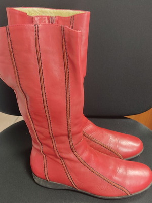 Wonders women's boots used, red, size 36