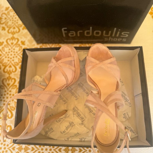 Makis Fardoulis high beige sandals like new