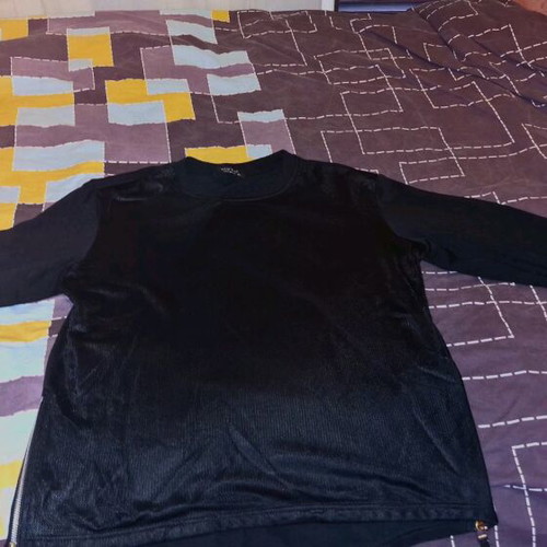 Gus sweatshirt black size L like new