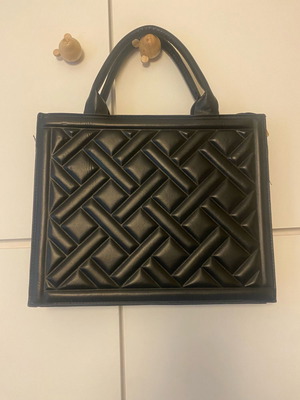 Handbag unused