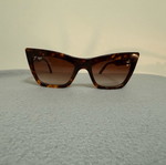 Ojo sunglasses like new