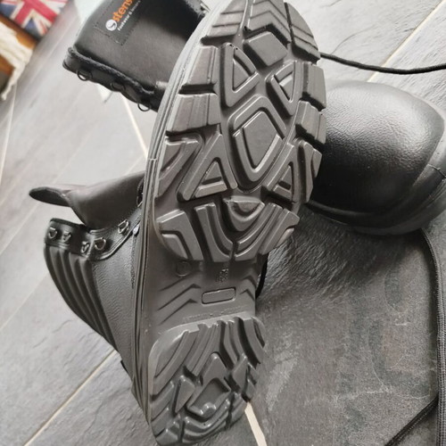 Stenso Safety Boots Size 46 New With Steel Toe