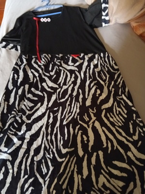 Long dress XXL, black and white