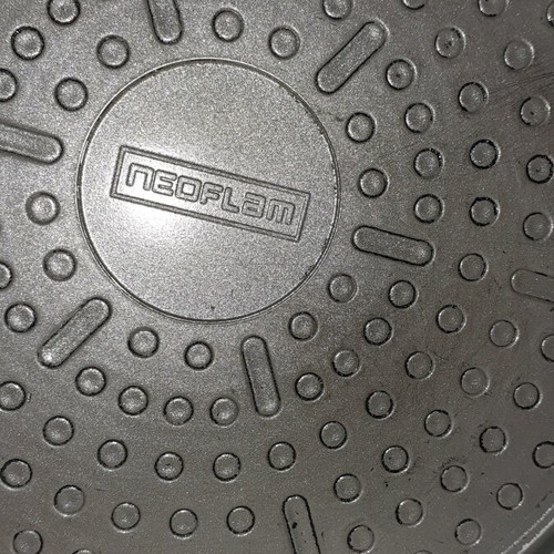 Neoflam Aluminum Fryer Pot 24 cm used with glass lid and basket