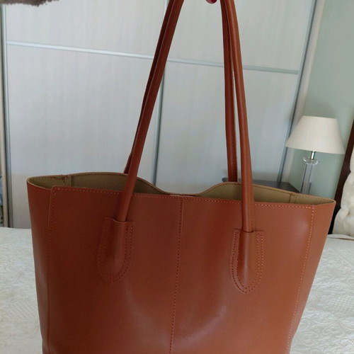 Tote shoulder bag like new, brown tan