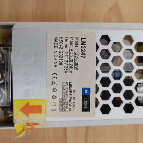 Power supply 12V 25A 300W like new