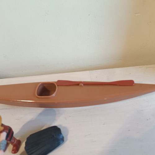 Playmobil vintage igloo set used with kayak and figures