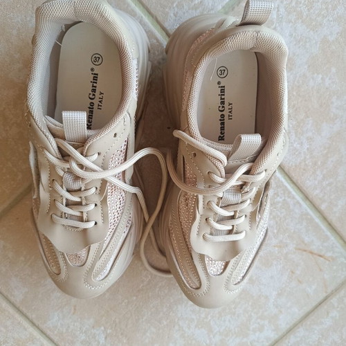 Renato Garini sneakers size 37 beige with rose gold studs like new
