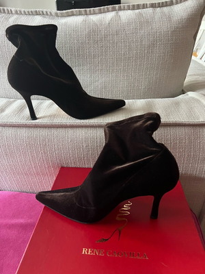 Renne Caovilla boots size 37.5 like new, dark brown velvet, 9 cm heel