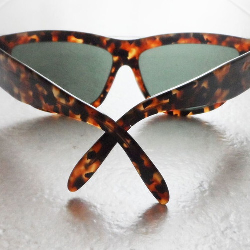 Ray-Ban vintage sunglasses used, frame France Onyx B&L