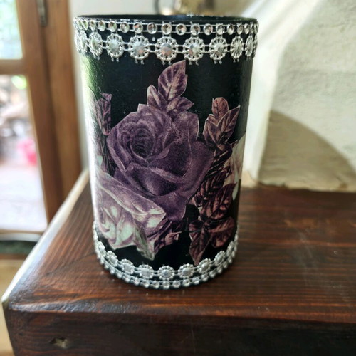 DIY pencil holder-jar with roses on black background like new