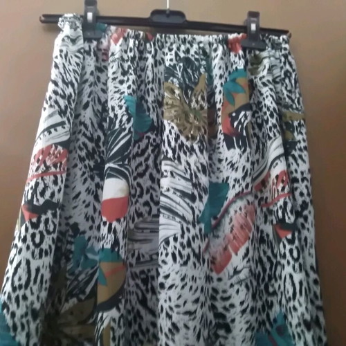 Skirt cute with elastic, cool and airy