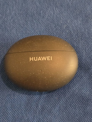 Huawei FreeBuds 5i Bluetooth earbuds