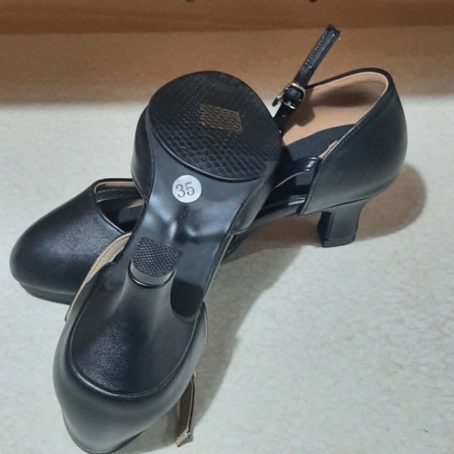 Professional dance shoes black size 35 new
