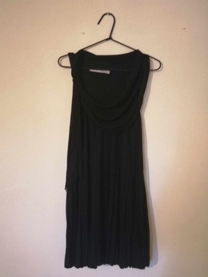 Black short balloon dress used, size S