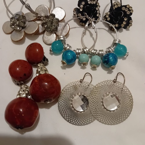Dangling earrings used, pack of 5 pairs