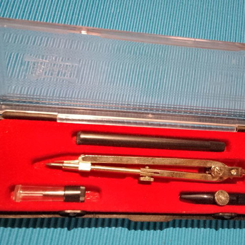 Perfecta compass set used