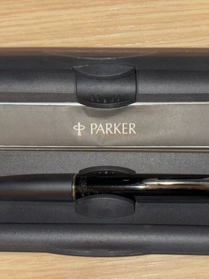 Parker στυλό σαν καινούργιο με κουτί