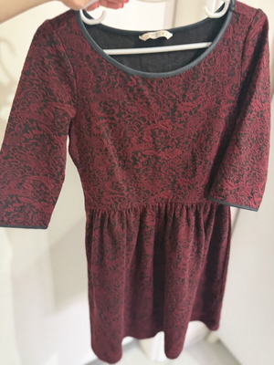 Bordeaux dress like new, size S, 3/4 sleeves, above knee length