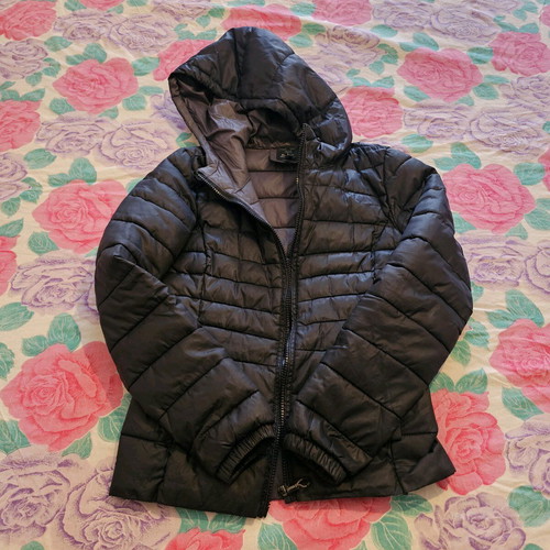 Only Tahoe Puffer Jacket with Hood XS like new, black