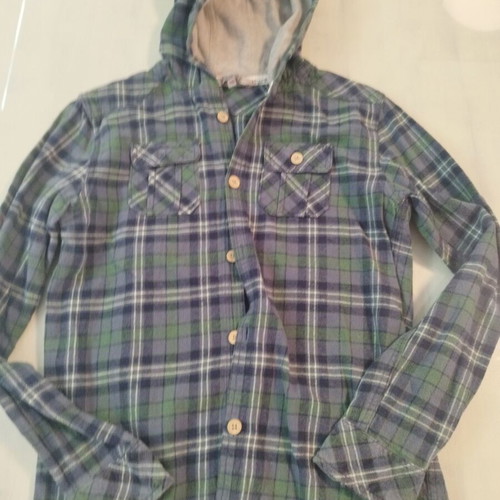 Sprider hooded shirt like new, green checkered