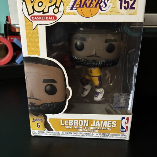 Funko Pop! Basketball LeBron James #152 used, Los Angeles Lakers